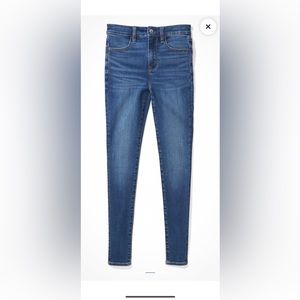 Woman’s American Eagle Jeggings